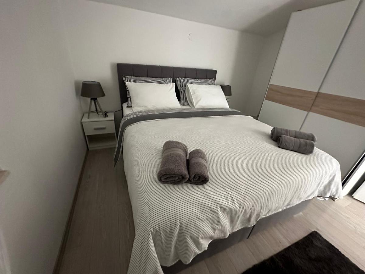 Villa Lorenta Apartments Primošten Dış mekan fotoğraf