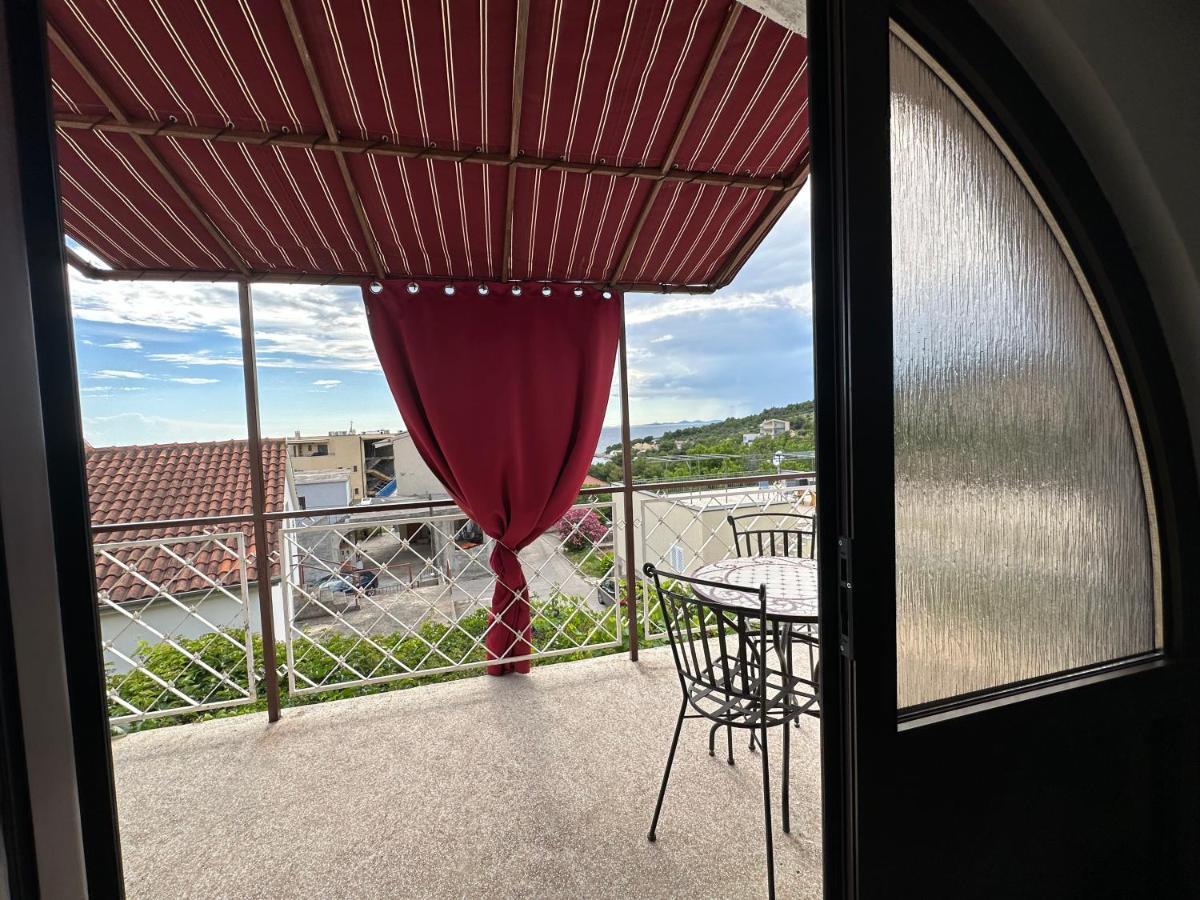 Villa Lorenta Apartments Primošten Dış mekan fotoğraf