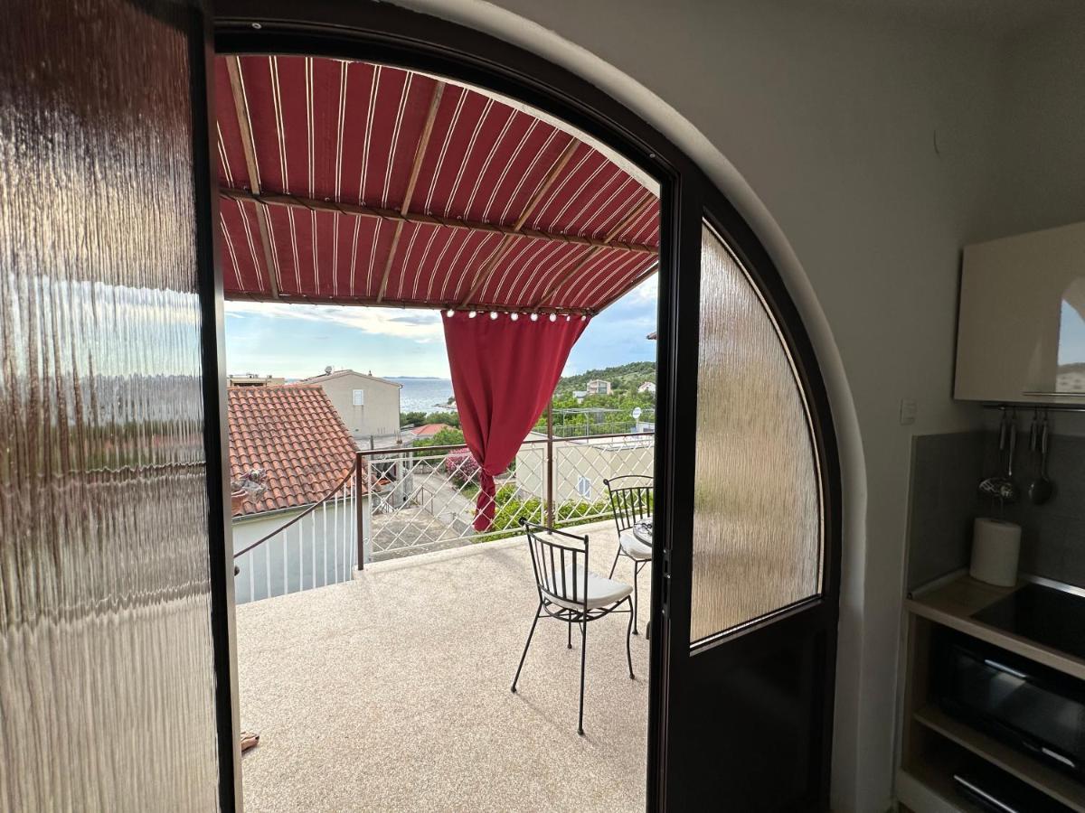 Villa Lorenta Apartments Primošten Dış mekan fotoğraf