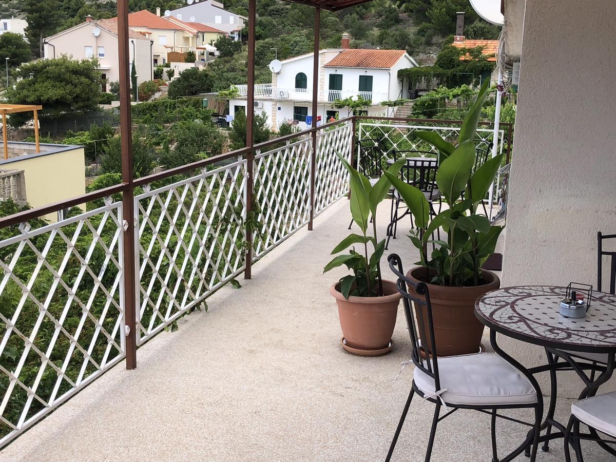 Villa Lorenta Apartments Primošten Dış mekan fotoğraf