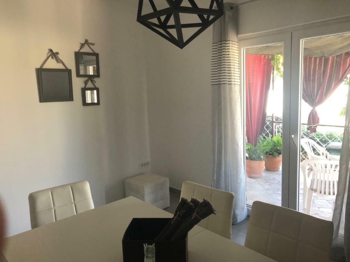 Villa Lorenta Apartments Primošten Dış mekan fotoğraf